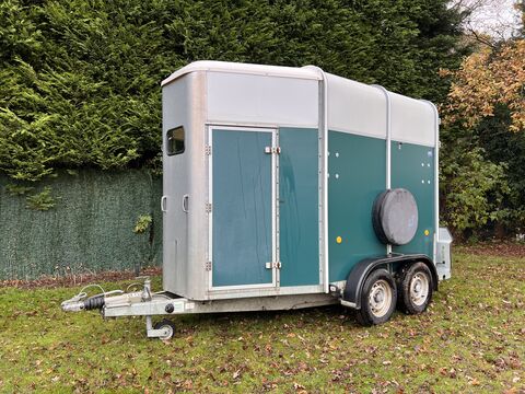 Photo of Used Ifor Williams HB505 Green Double Horse Trailer